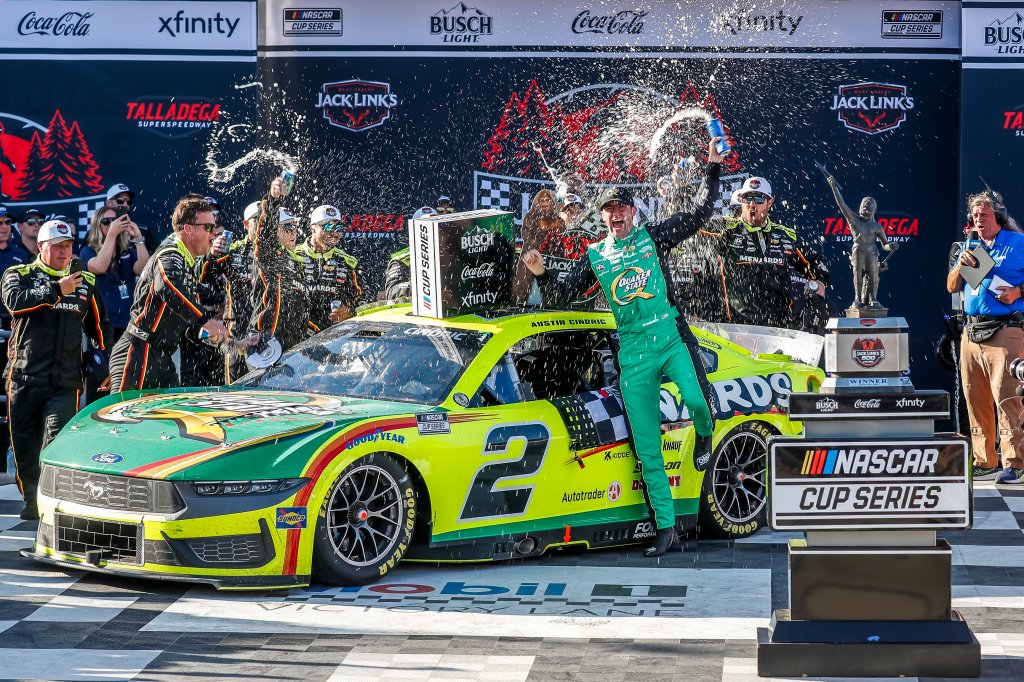 Austin Cindric wins pit road battle in Talladega for third career win 