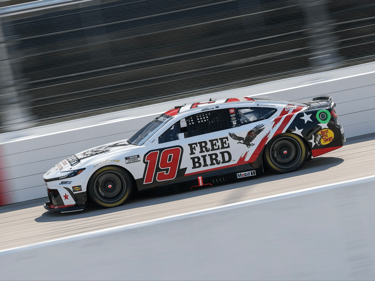 Around the Grid: Briscoe gets what he needs at&nbsp;Darlington